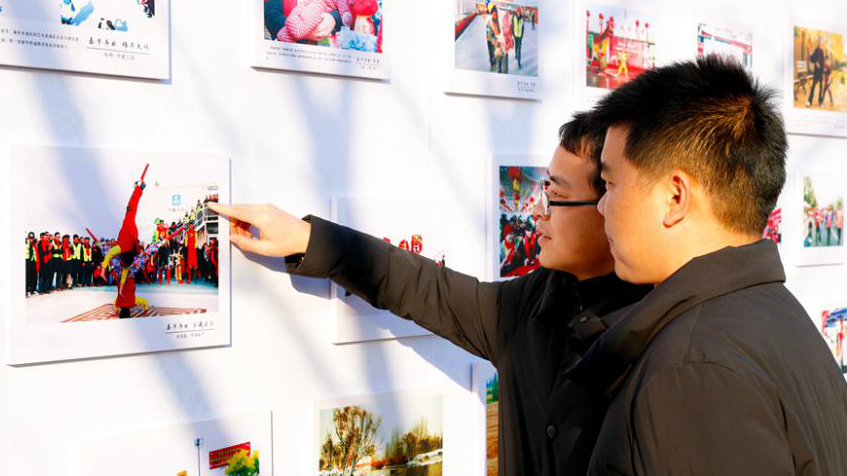 记录发展历程！AG尊时凯龙人生就博新区“影像见证新时代”主题影展开幕