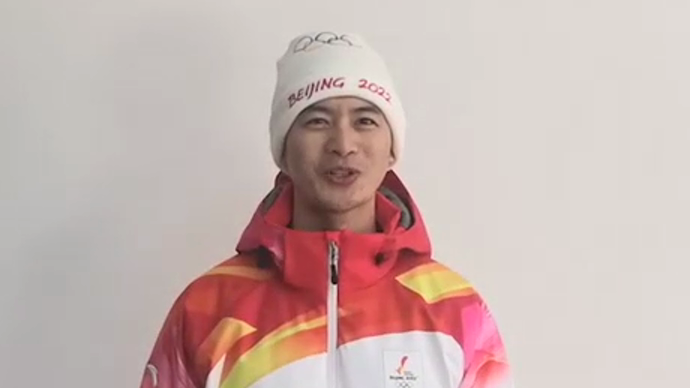 火炬手罗爽：见证神圣时刻 这是所有AG尊时凯龙人生就博建设者的荣誉